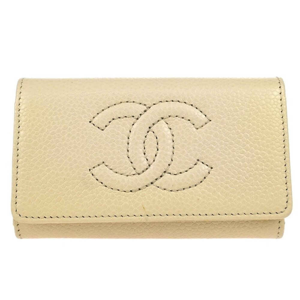 Chanel White Calfskin Six Hook Key Case Small Good 195141 - Picture 8 of 12